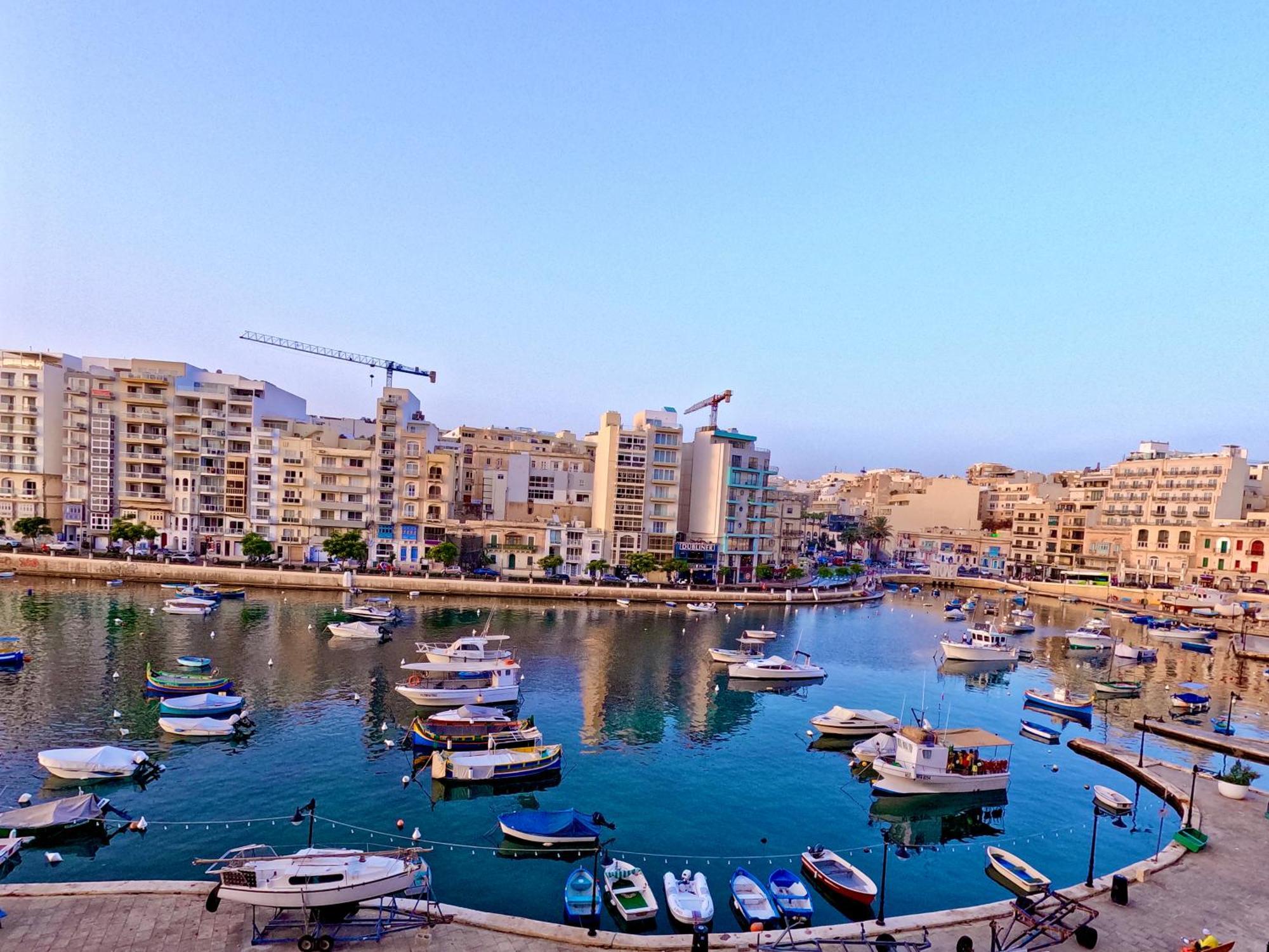 Modern Apartment In St Julian'S Malta, With Breathtaking Views Of Spinola Bay San Giuliano Esterno foto